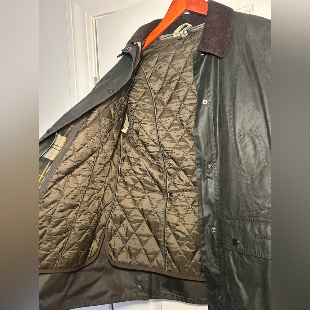 Barbour Beadnell Waxed Jacket in Olive with Vest Insert - UK14 / US10 - Picture 7 of 8